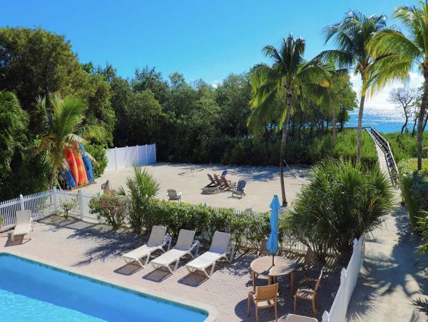 Islamorada 3 Bedroom Beach Vacation Pool Home Sleeps 8
